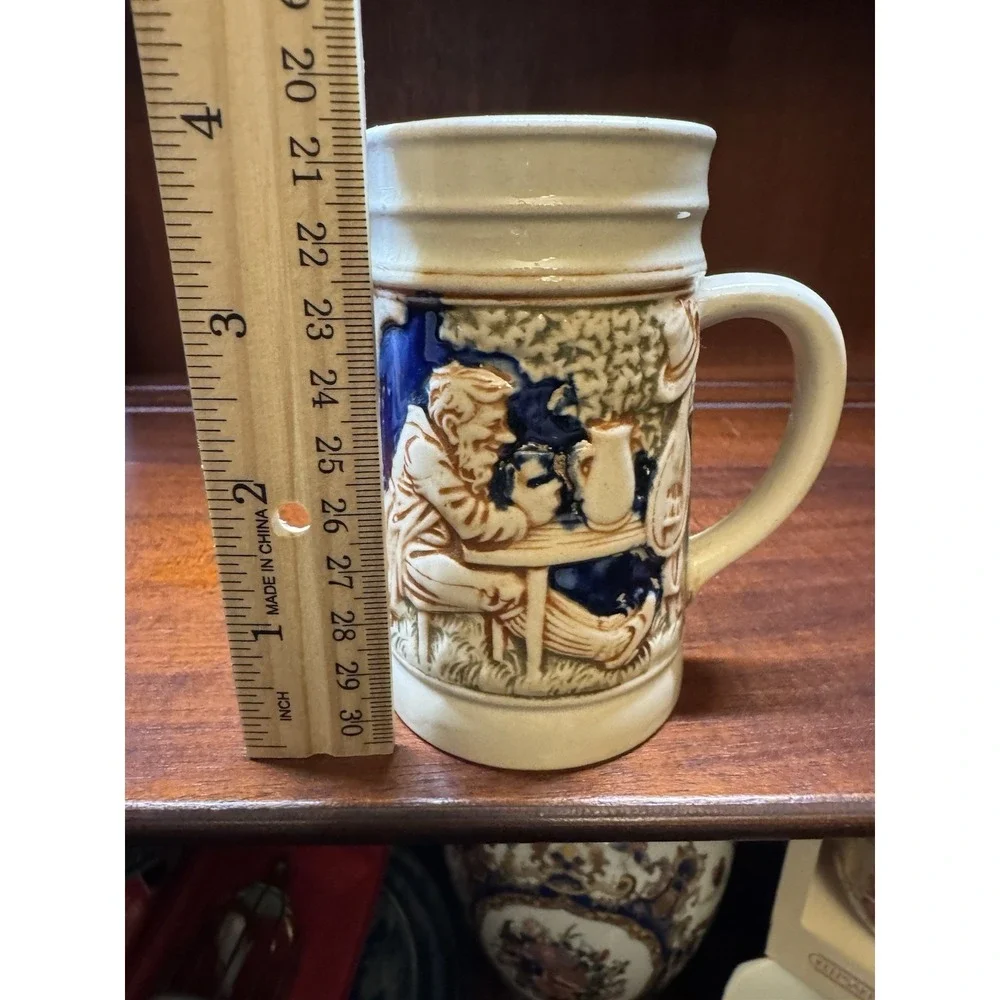 Vintage German Beer Stein 0.3L Tavern Scene Relief Stoneware‎ Mug